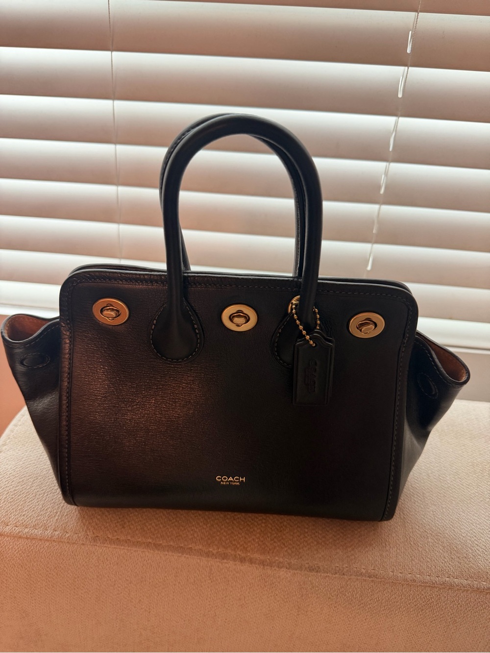 COACH Buy Now Turnlock Tote Bag 22